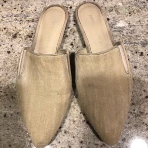 Jenni Kayne pointy toe suede mules